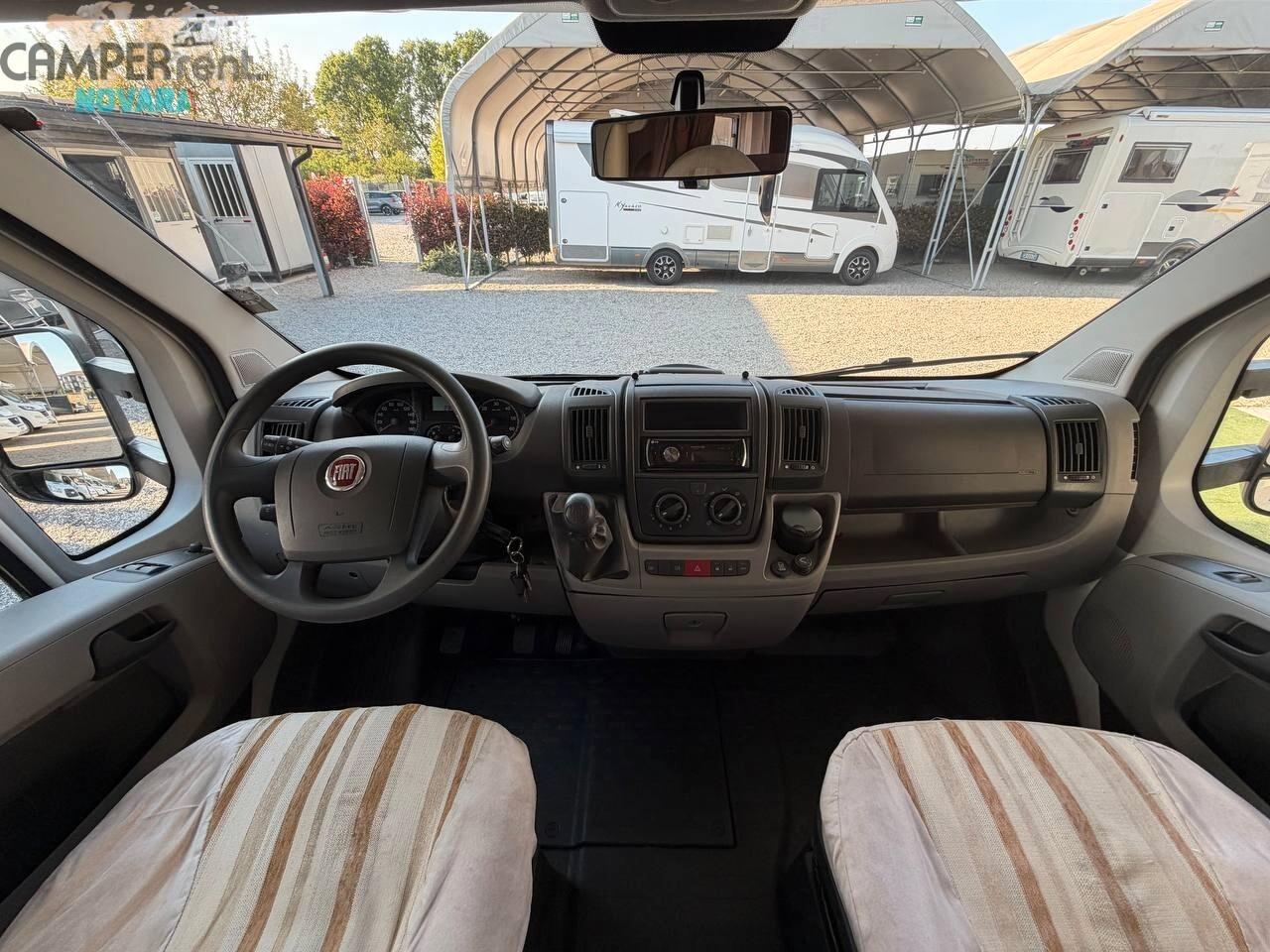 Elnagh PRINCE 47 - MANSARDATO LETTI MAXI IN CODA