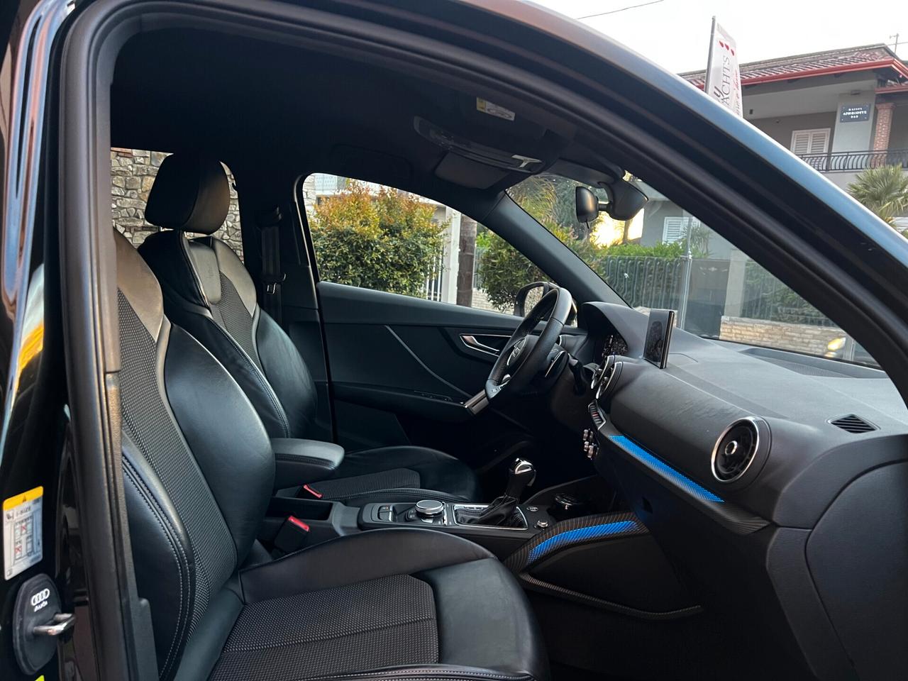 Audi Q2 30 TDI S Tronic 2XS Line -2024-TOTAL BLACK