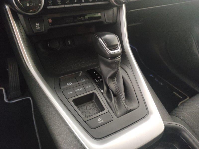 TOYOTA RAV4 5ª serie - RAV4 2.5 HV (218CV) E-CVT 2WD Business