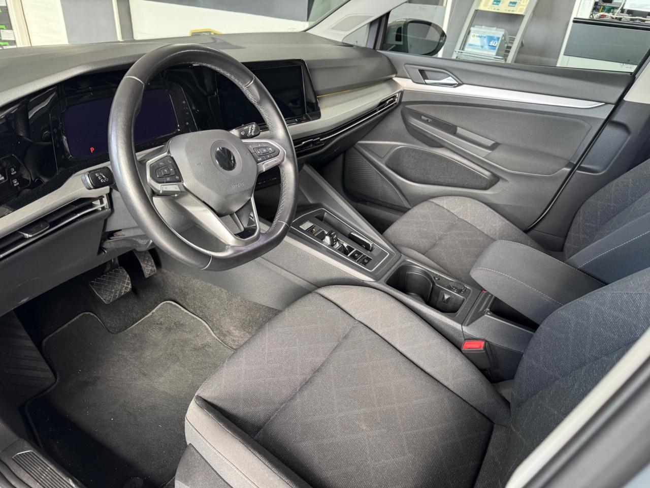 Volkswagen Golf 2.0 TDI 150 CV DSG SCR Life