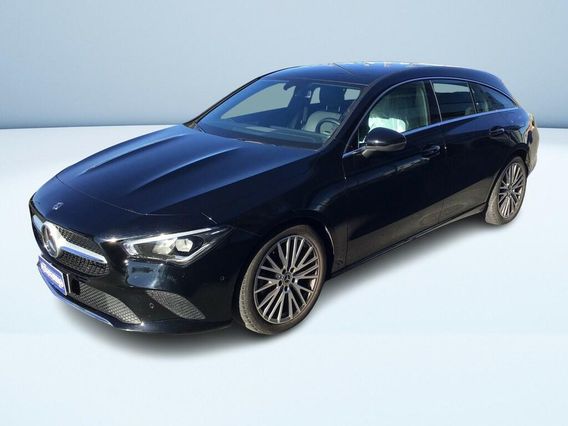 Mercedes CLA Shooting Brake 200 D Sport 8G-DCT