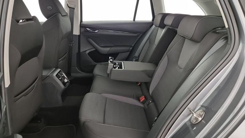 Skoda Octavia 2.0 TDI EVO SCR DSG Wagon Executive