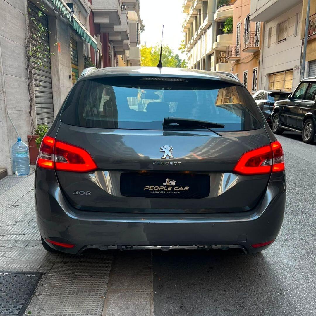 Peugeot 308 BlueHDi - 131CV