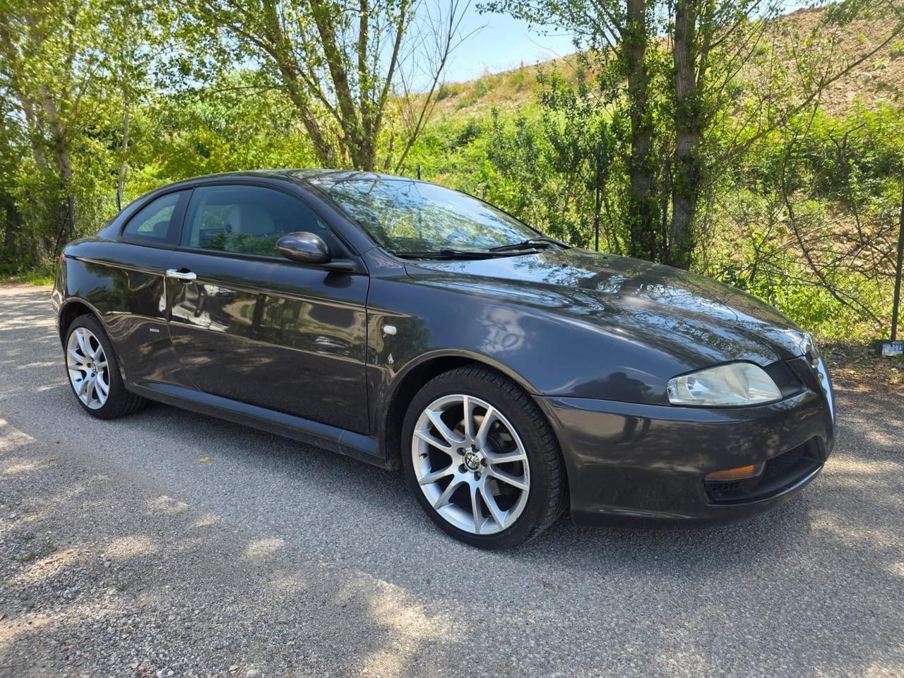 Alfa Romeo GT 1.9 MJT 16V Luxury