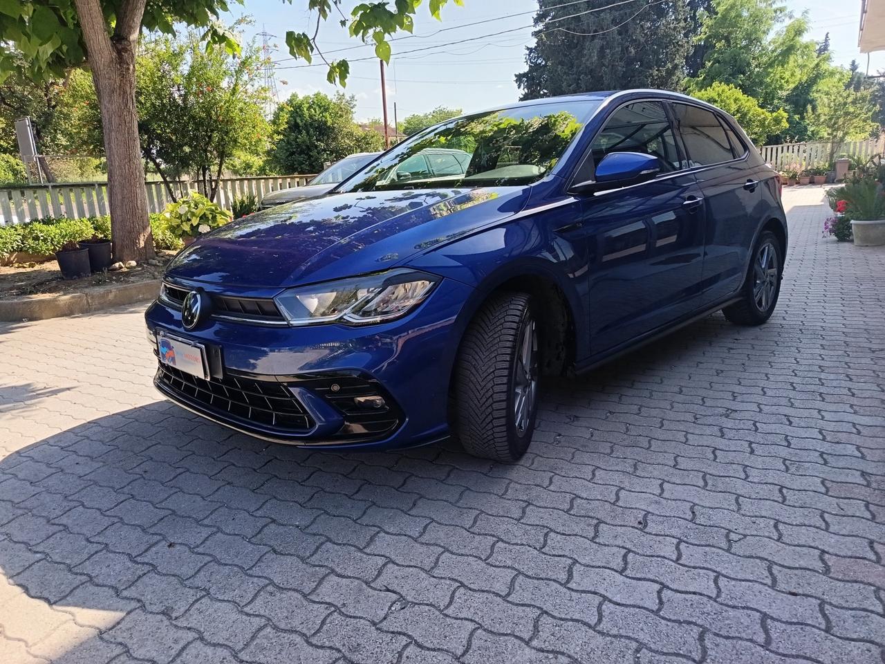 VOLKSWAGEN Polo 1.0 TSI R-Line