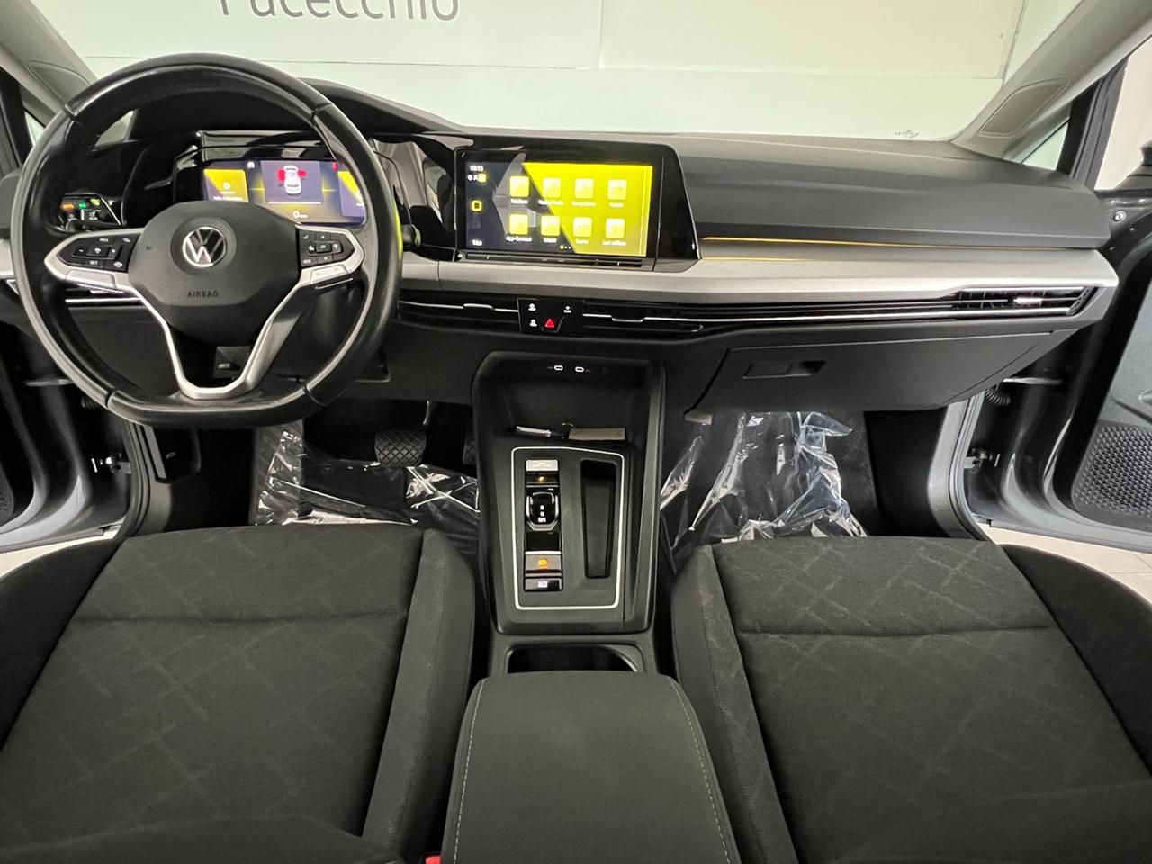 VOLKSWAGEN Golf VIII 2020 Golf 2.0 tdi Life 115cv dsg