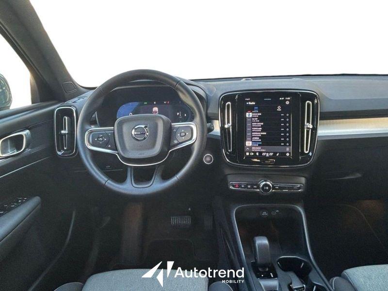 Volvo XC40 B3 163+14 CV Automatico LED Core