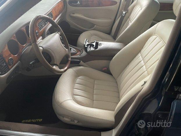 Jaguar XJ SOVEREIGN