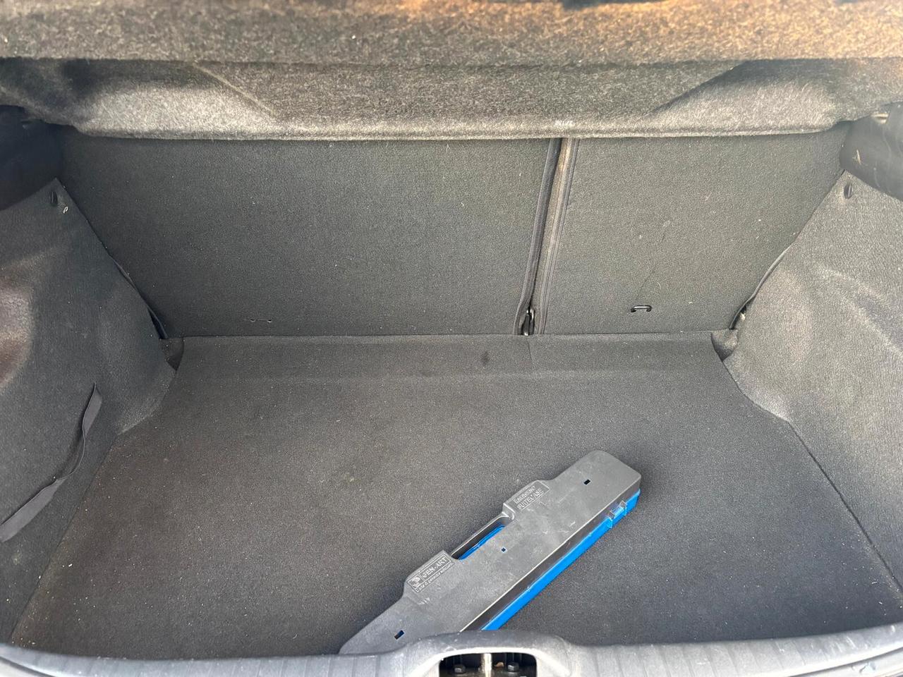 Peugeot 208 1.0 VTi 5 porte - 2013