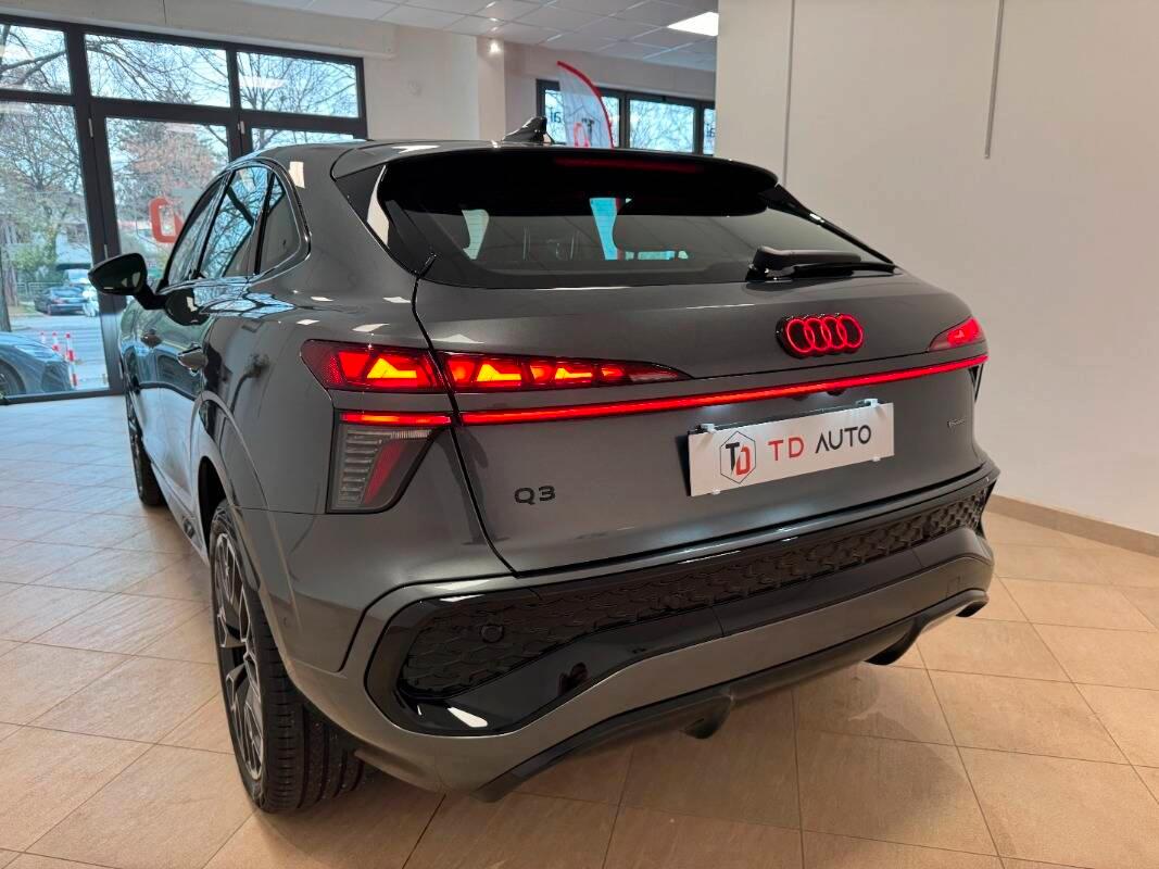 Audi Q3 Sportback Sportback TFSI S Line Quattro 204cv-Tetto-Sosp. Pneu