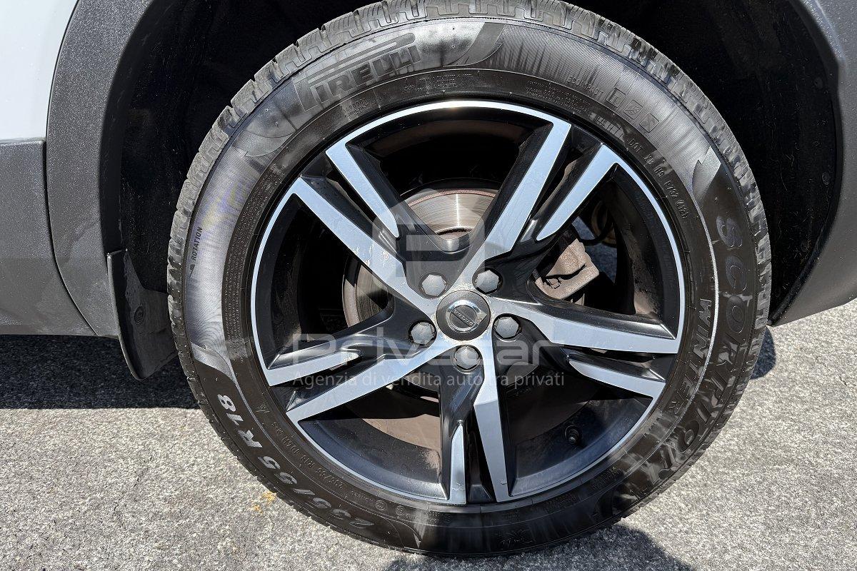 VOLVO XC40 D3 Geartronic R-design