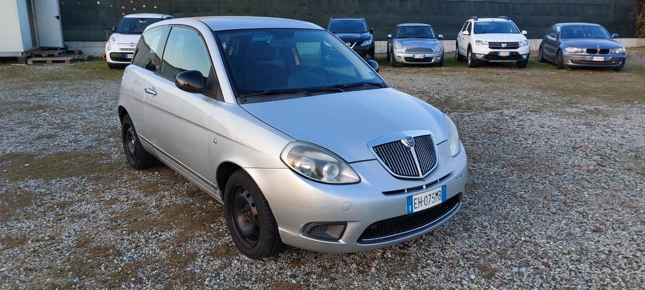 Lancia Ypsilon 1.2 69 CV Elle