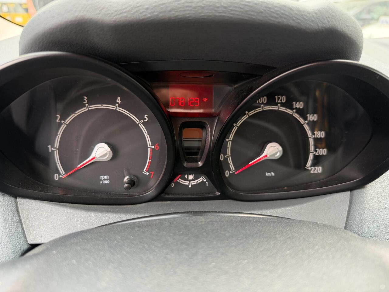 Ford Fiesta+ 1.2 82CV 5 porte NEOPATENTATI