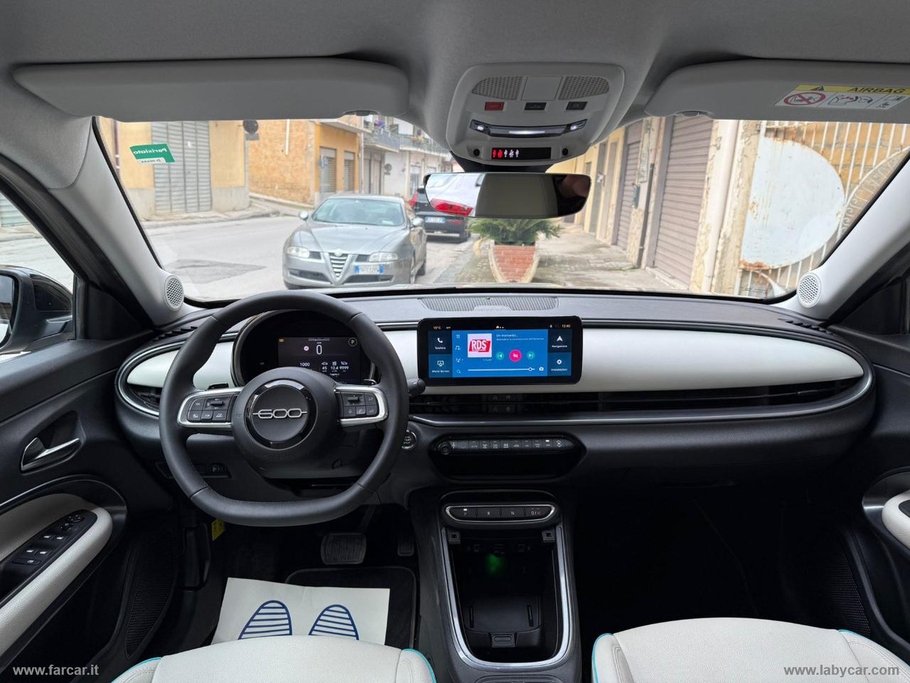 FIAT 600 Hybrid 110 CV DCT MHEV La Prima II