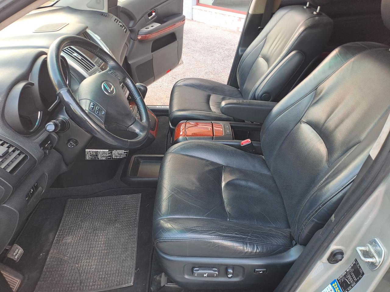 Lexus RX 300 Ambassador