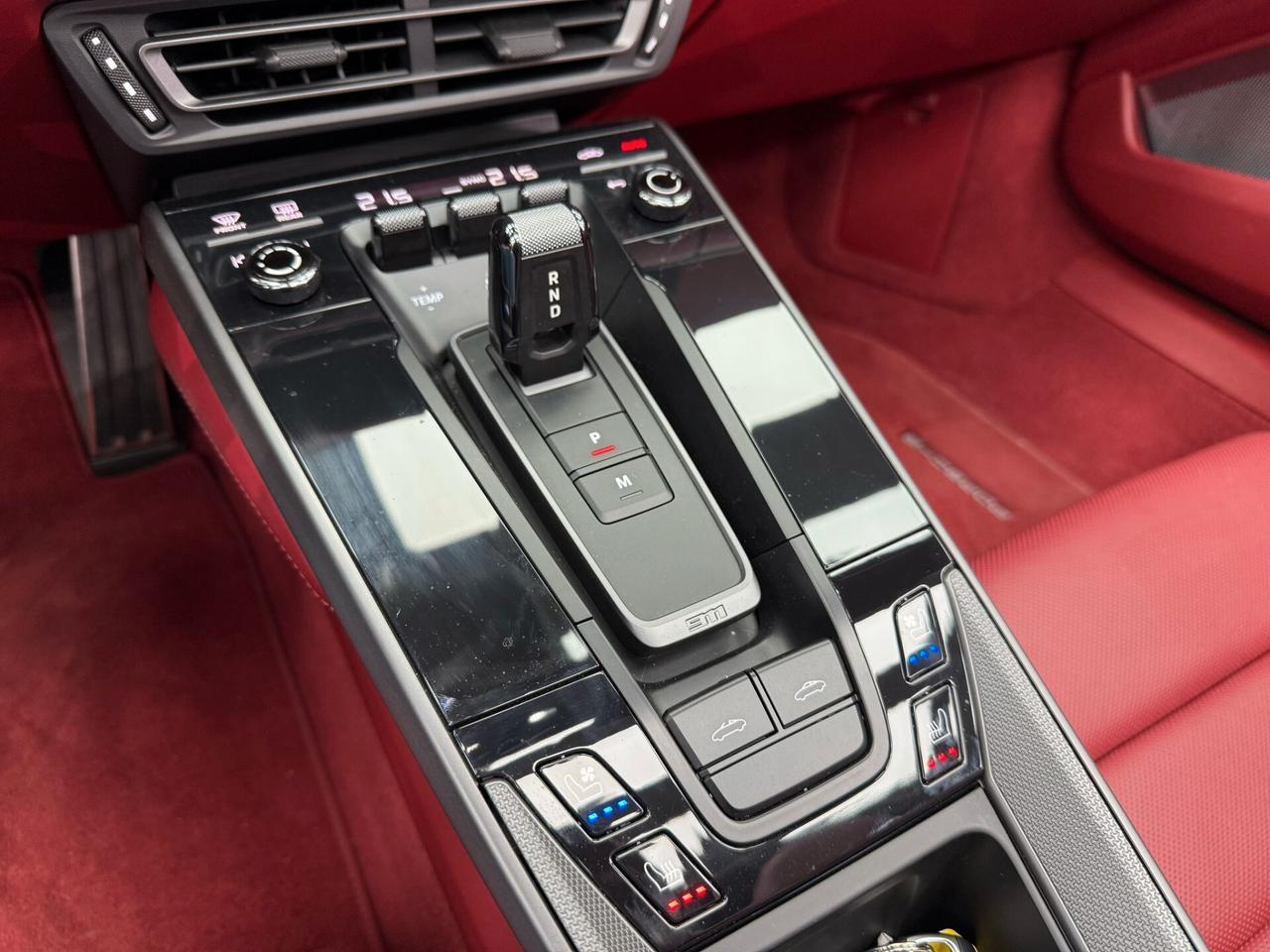 Porsche 911 Targa 3.0 4S auto (238)