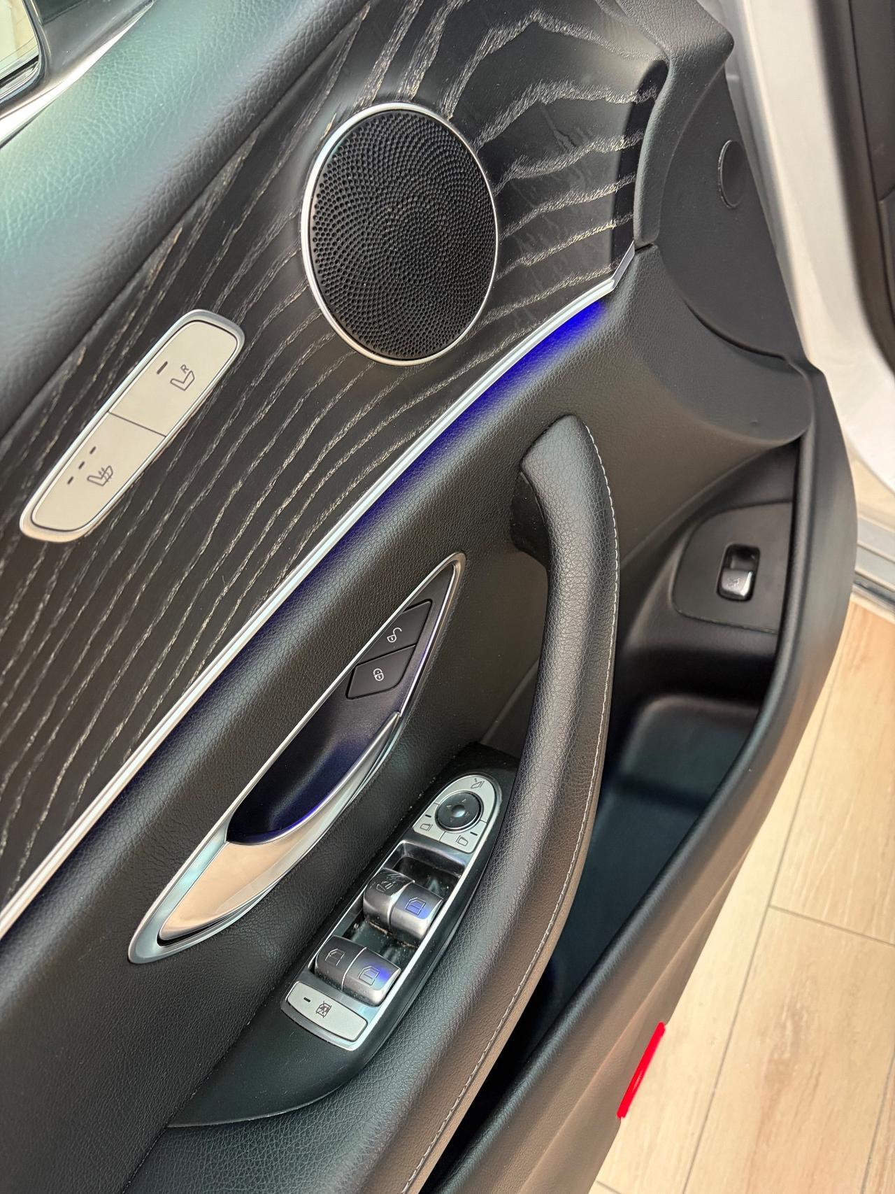 Mercedes-benz E 220 4 Matic Premium Plus