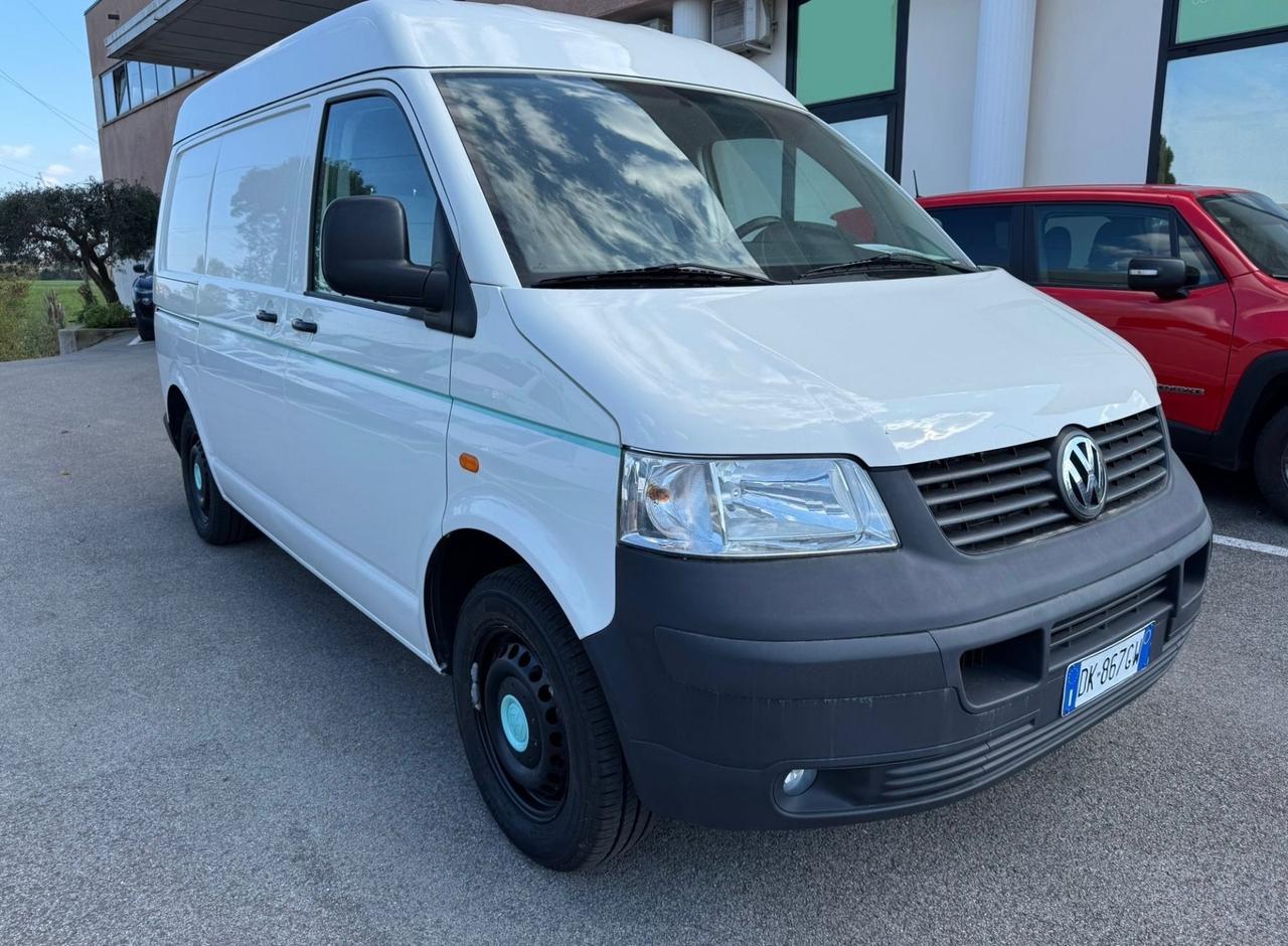 Volkswagen Transporter 1.9 TDI Camper