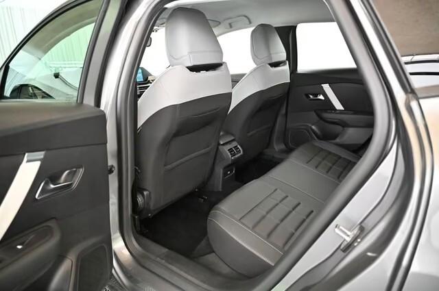 Citroen C4 X Hybrid 136 e-DCS6 Max