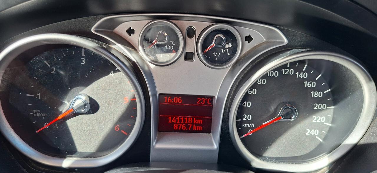 Ford Focus 1.6 TDCi (110CV) 5p. Tit. DPF