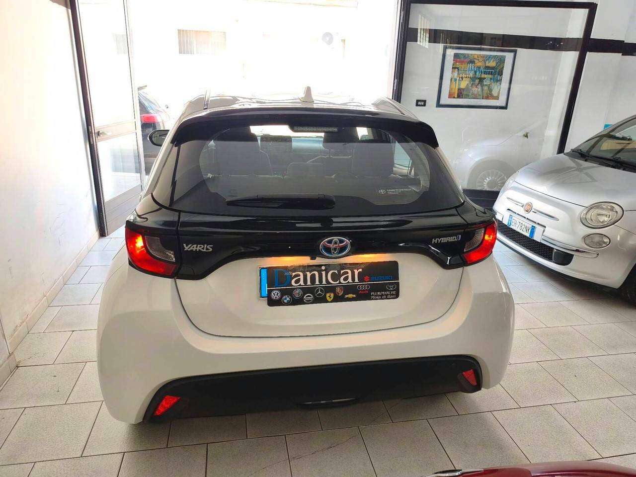 Toyota Yaris 1.5 Hybrid 5 porte Business