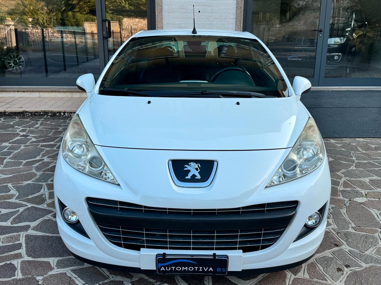 Peugeot 207 1.6 8V HDi 112CV CC Allure