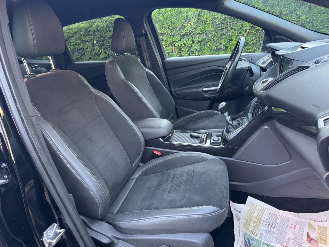Ford Kuga 1.5 TDCI 120 CV S&S 2WD ST-Line