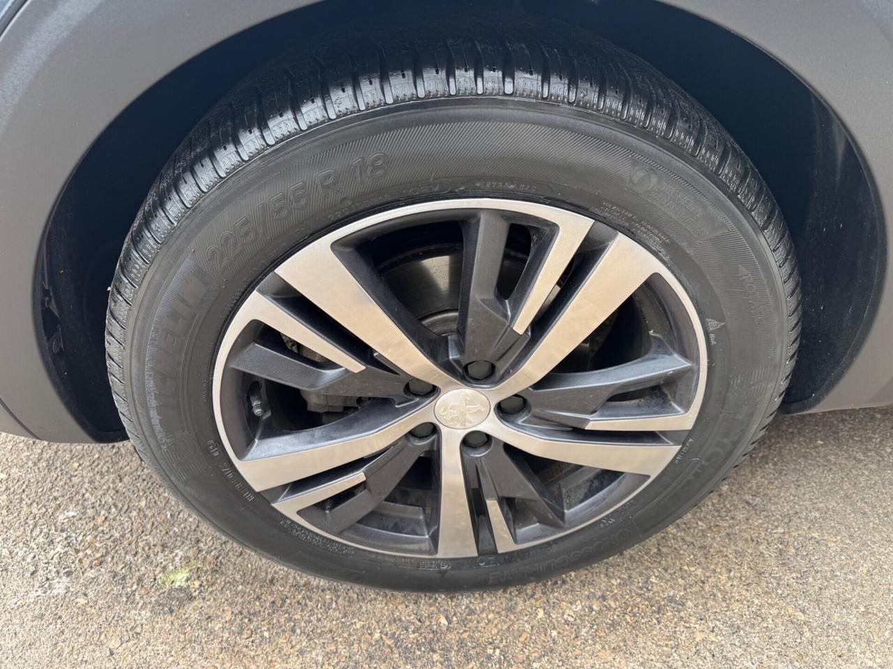 Peugeot 3008 HDi 130 EAT8 Allure Retroc led Iva