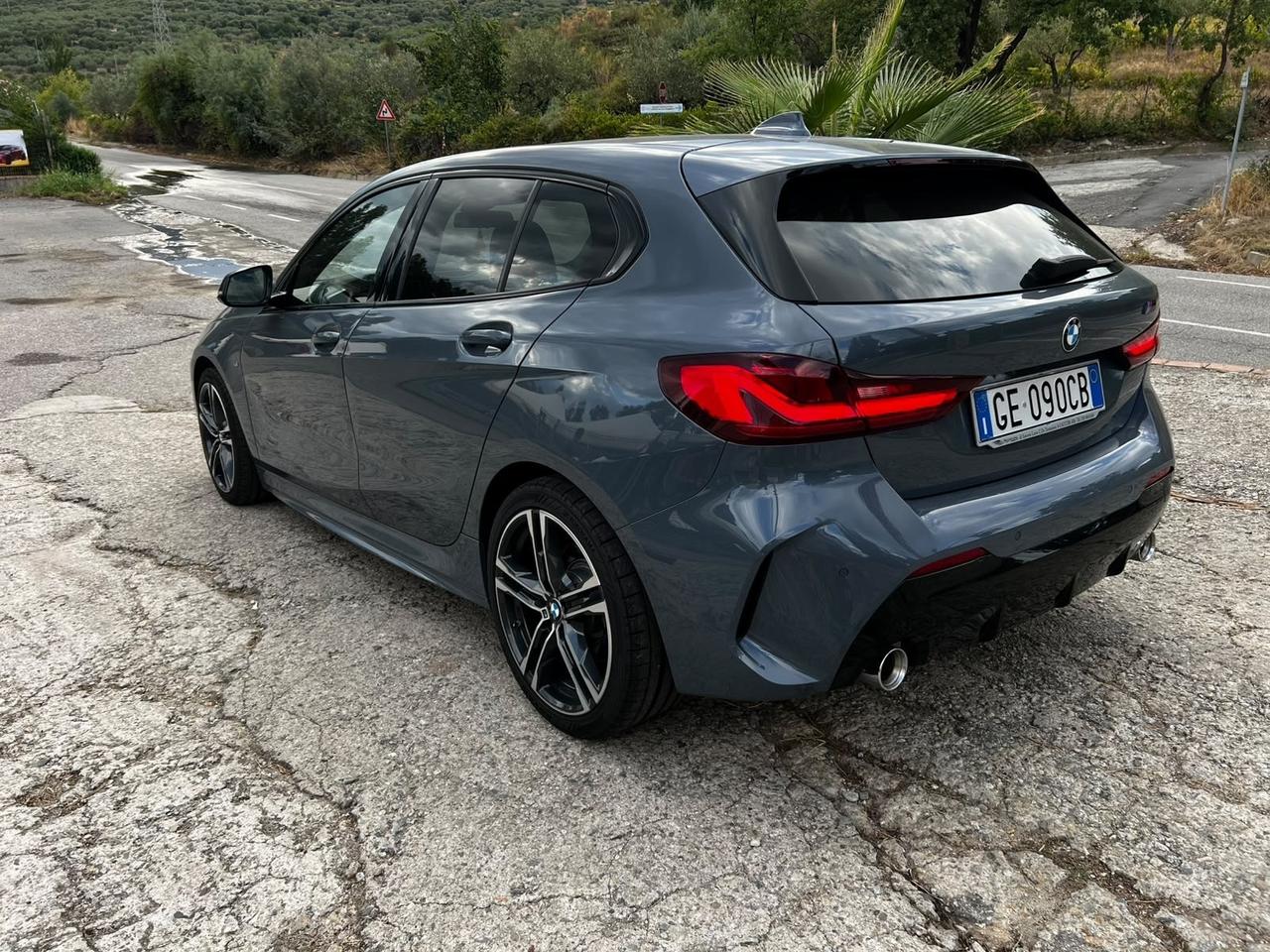 Bmw 118 118d 5p. Msport