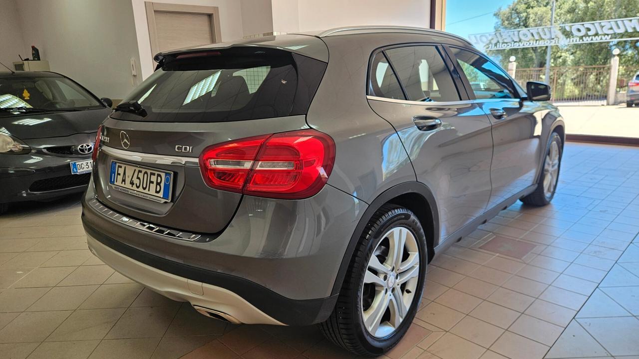 Mercedes-benz GLA 200 d Premium