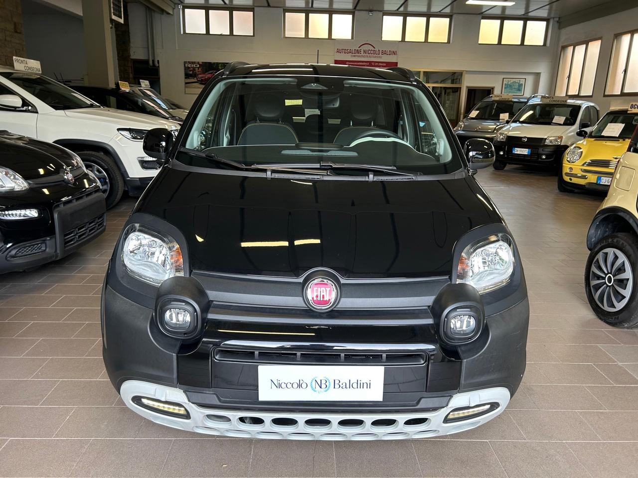 Fiat Panda Cross Hybrid KM ZERO