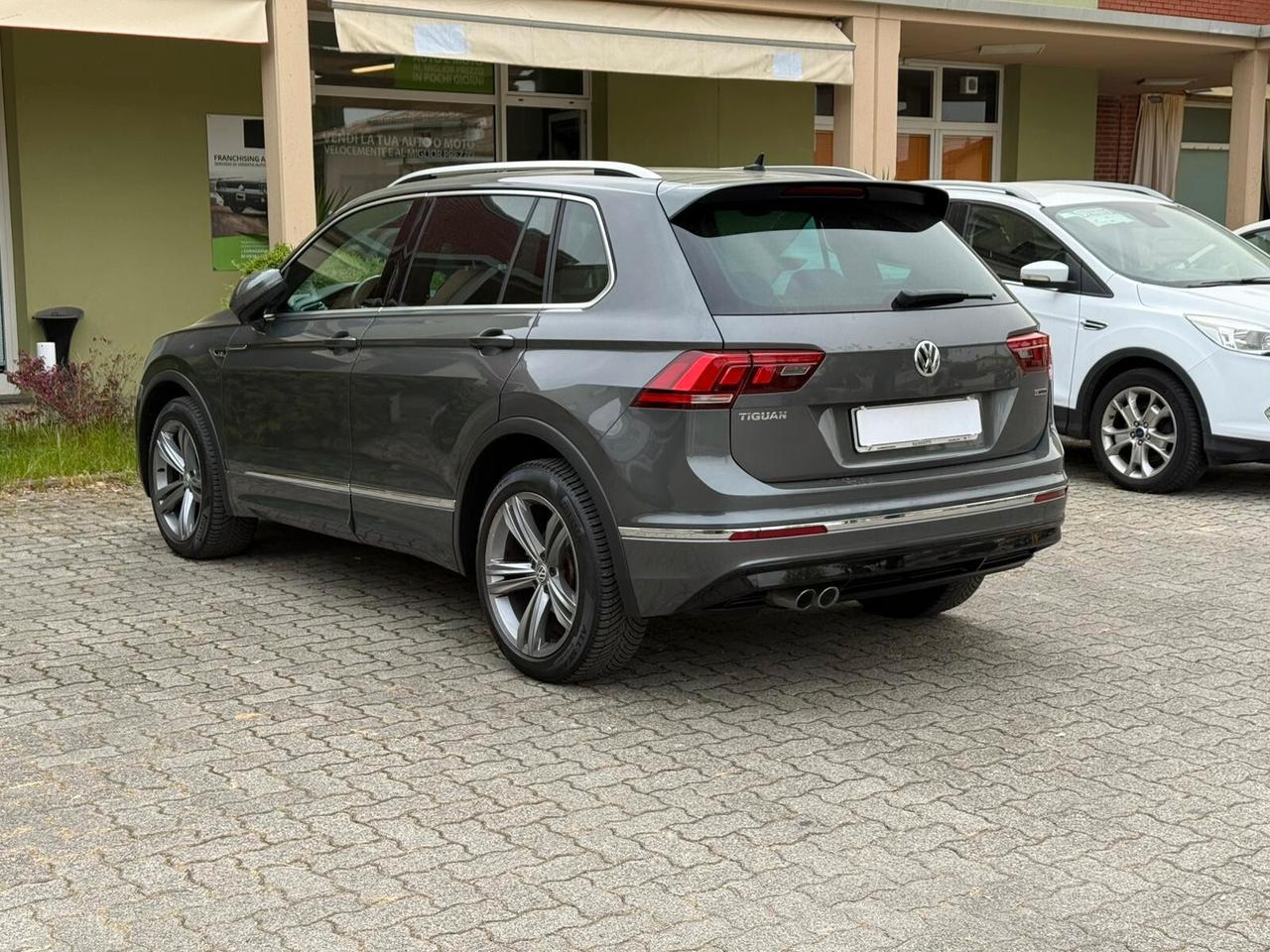 Volkswagen Tiguan 2.0 TDI 150 CV DSG R-Line