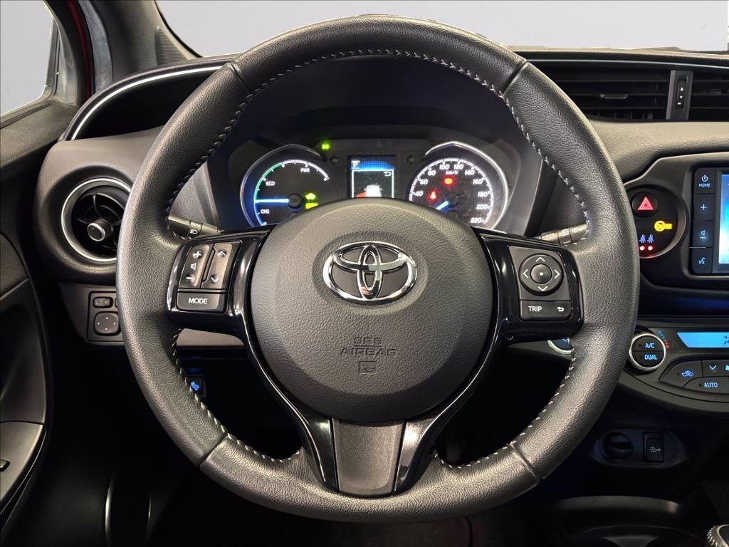 TOYOTA Yaris 5p 1.5h Style my16 del 2019