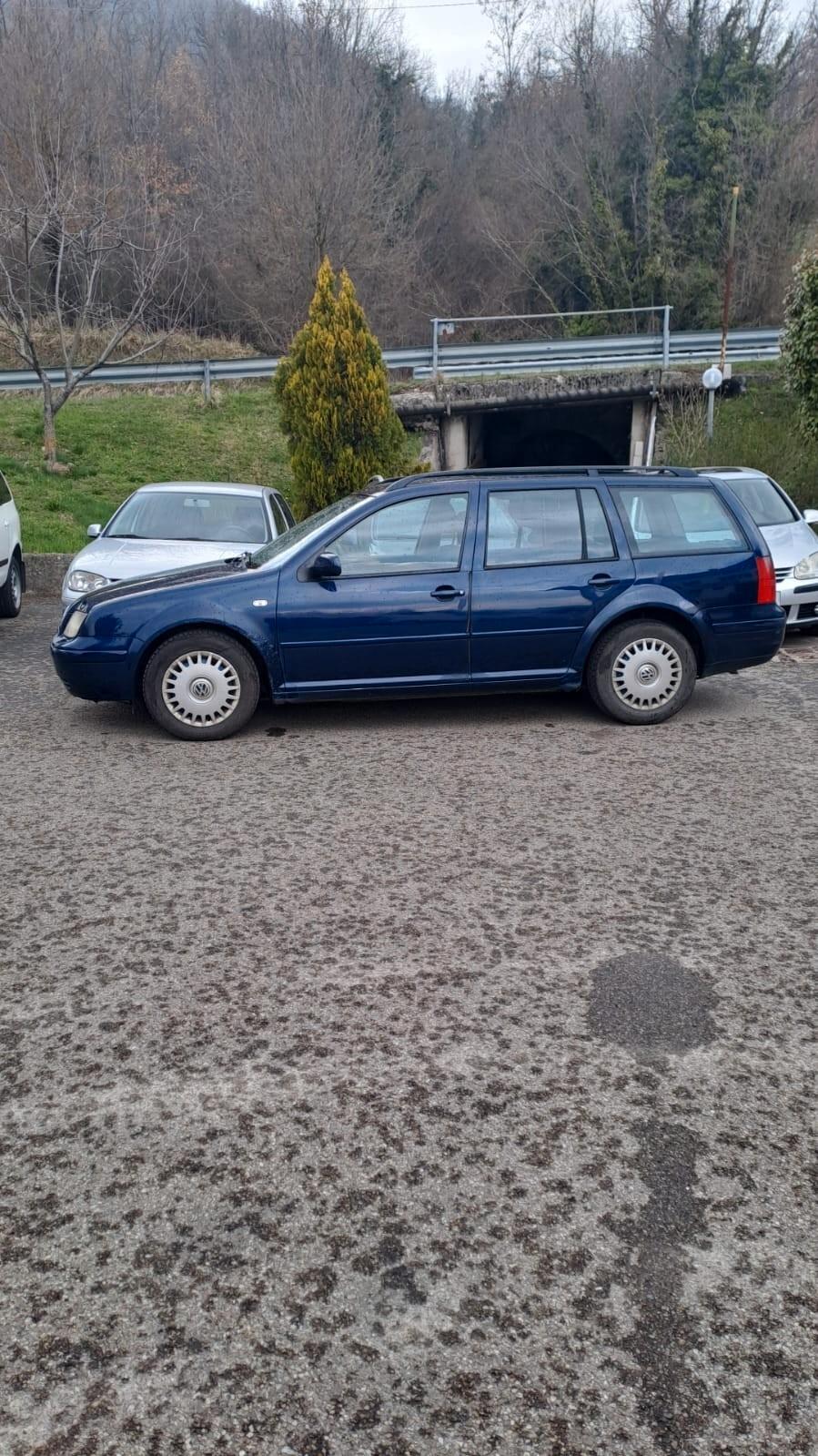 Volkswagen Bora 1.9 TDI/101 CV cat Var. Trendline