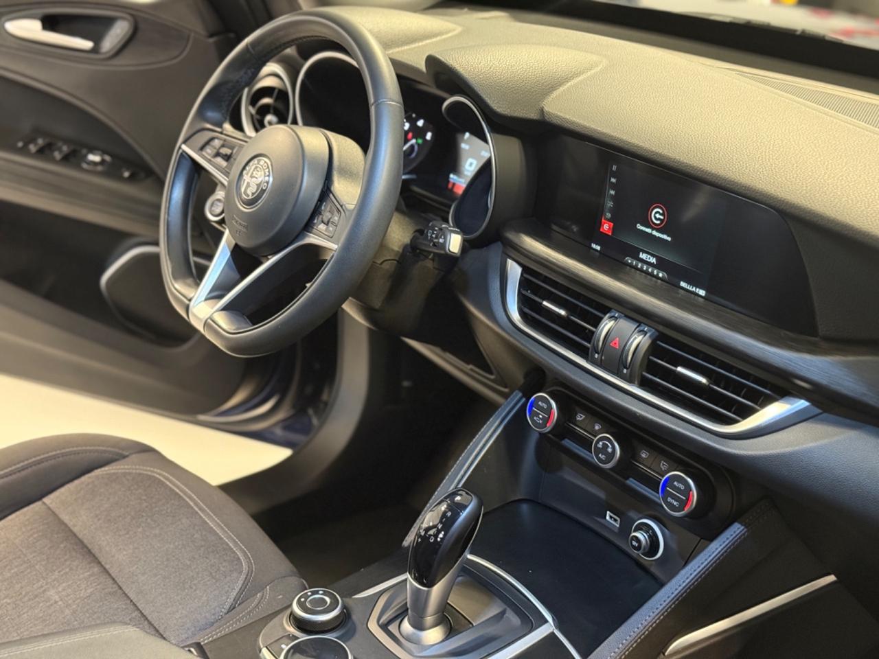 Alfa Romeo Stelvio 2.2 Turbodiesel 180 CV AT8 Q4 Executive