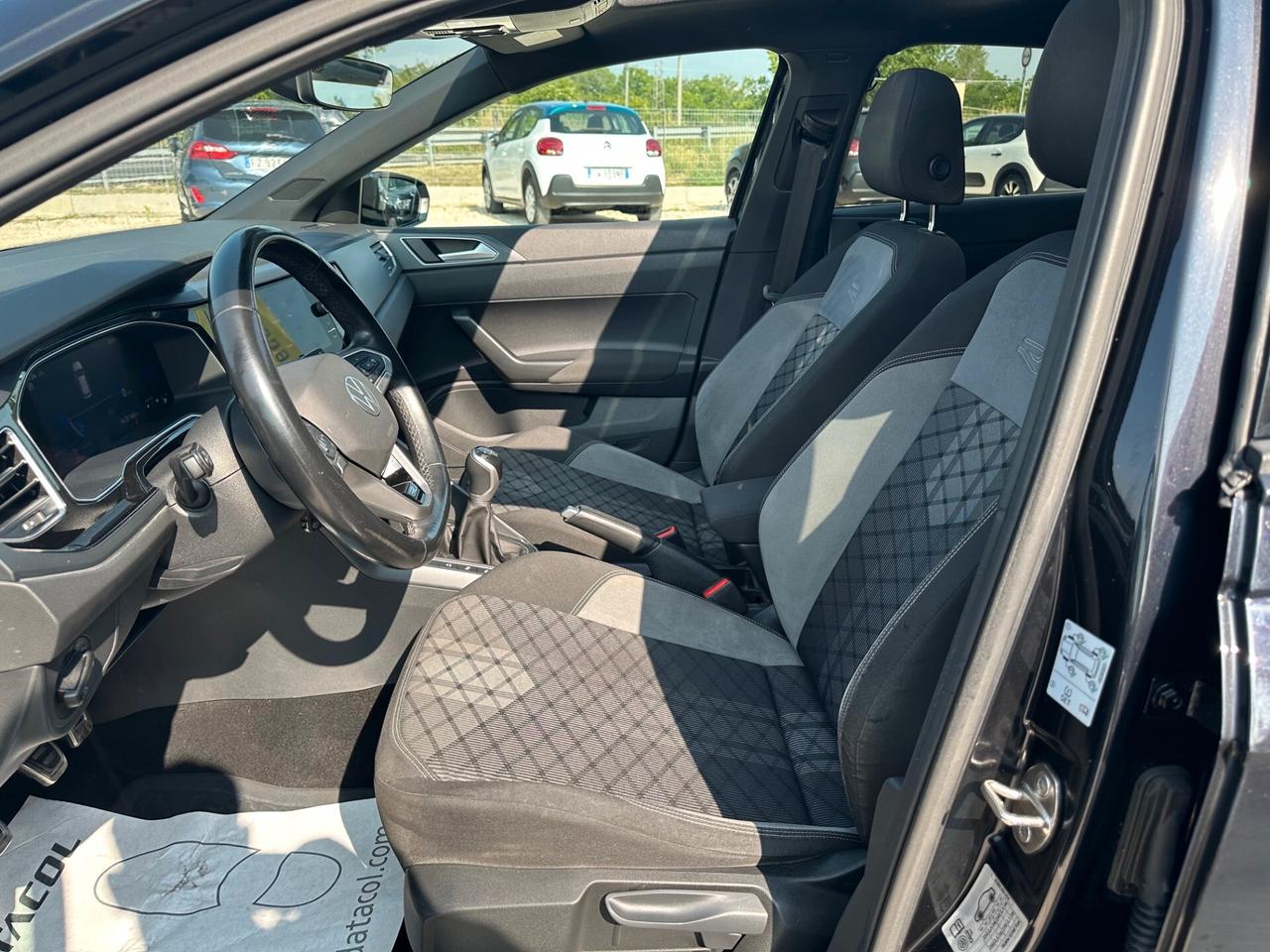 Volkswagen Polo 1.0 TSI R-Line + TETTO