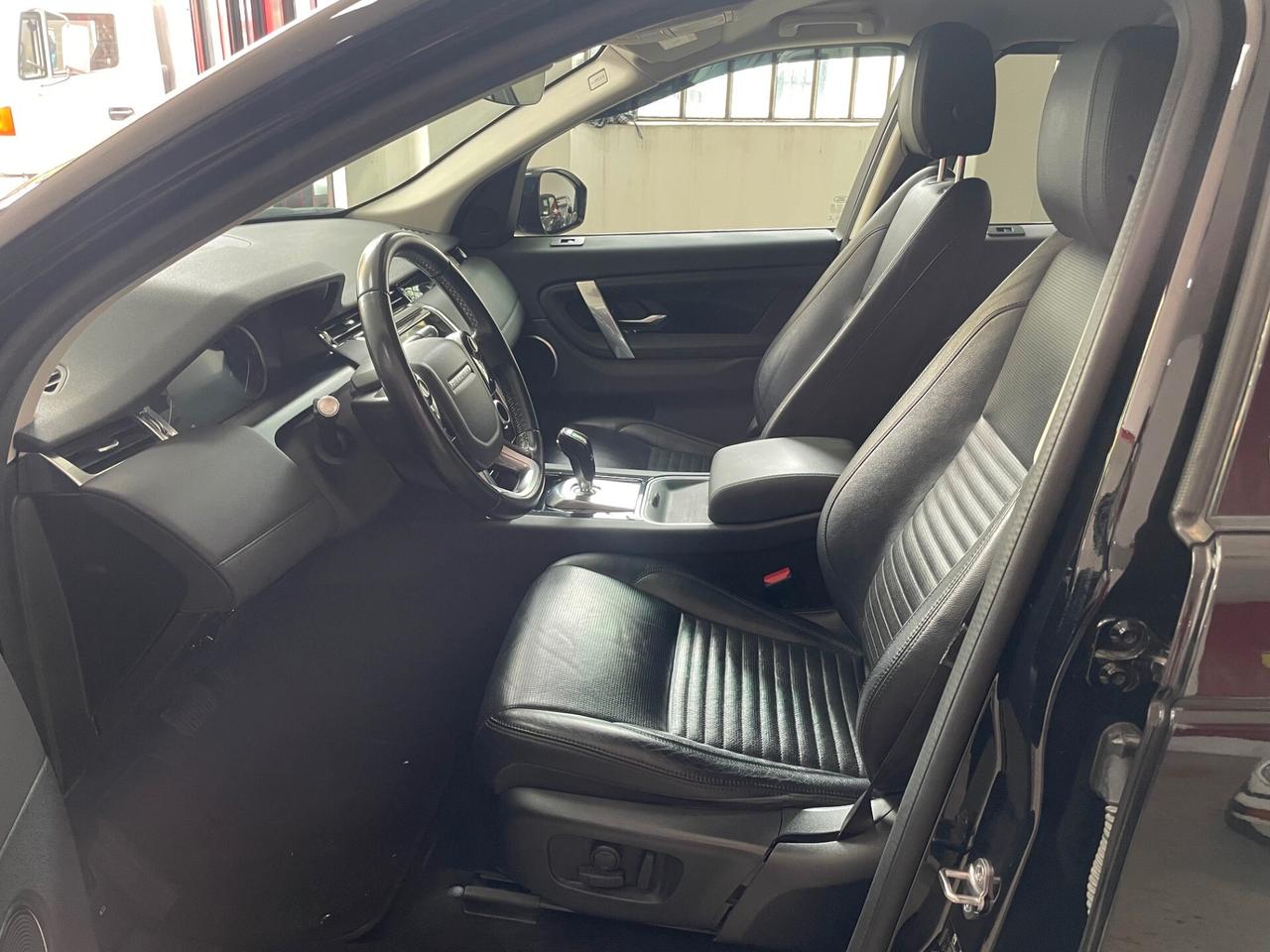 Land Rover Discovery Sport 2.0D I4-L.Flw 150 CV AWD Auto SE