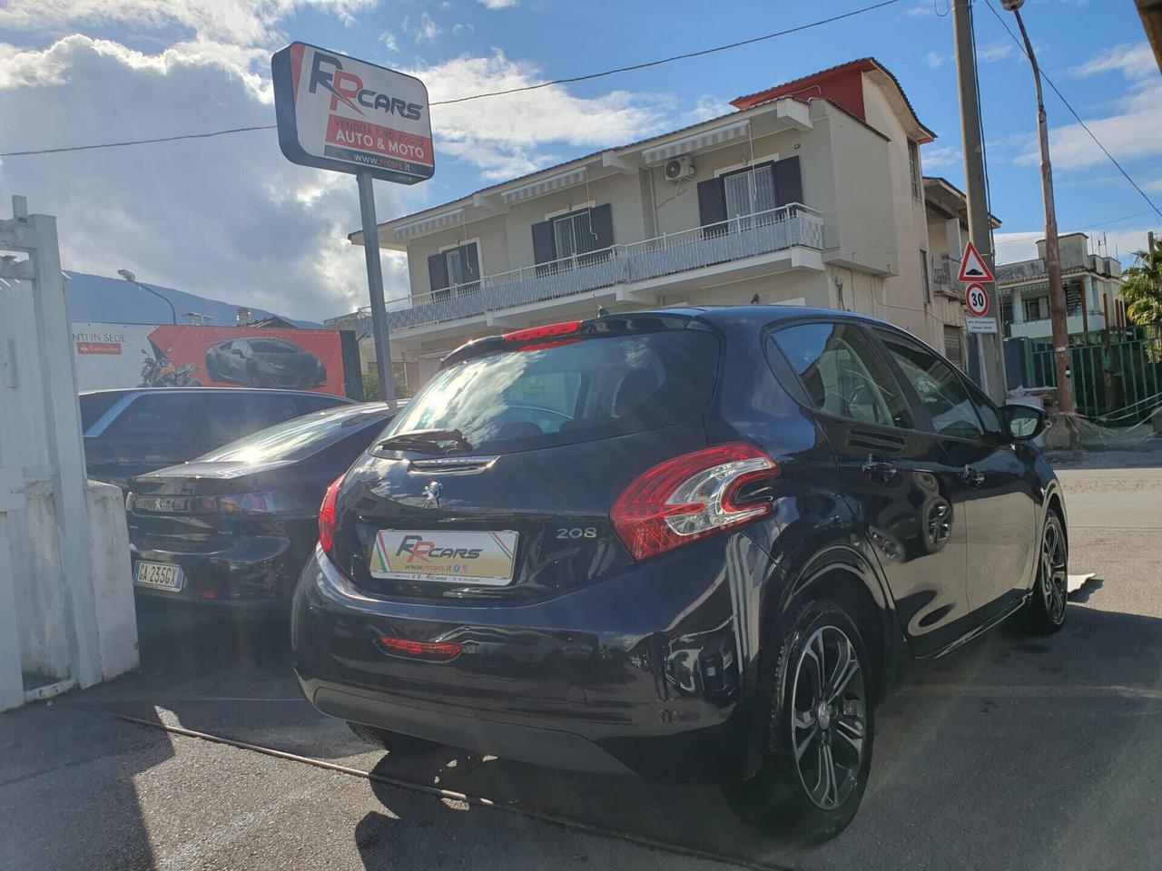 Peugeot 208 PureTech 82 5 porte Allure