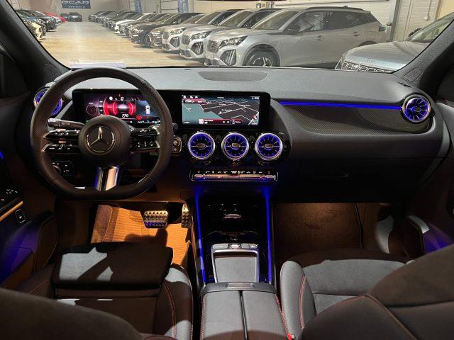 MERCEDES-BENZ GLA 200 d Autom. AMG Premium Plus LED MULTICOL/TELEC PARK