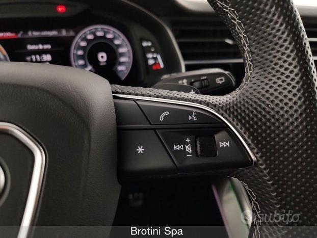 Audi Q8 55 TFSI e quattro tiptronic Sport