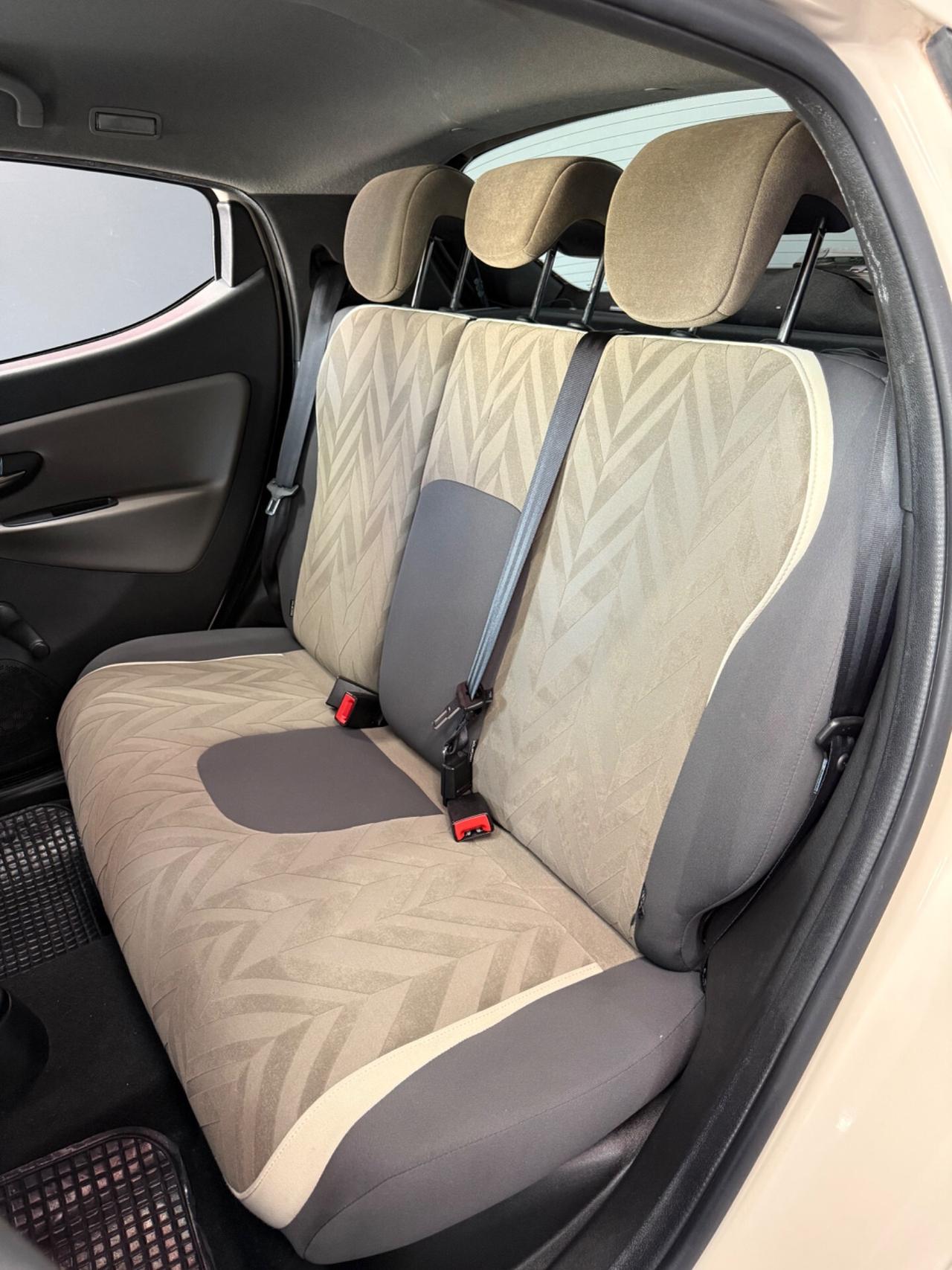 Lancia Ypsilon 1.3 Multijet 95 CV Platinum 2016
