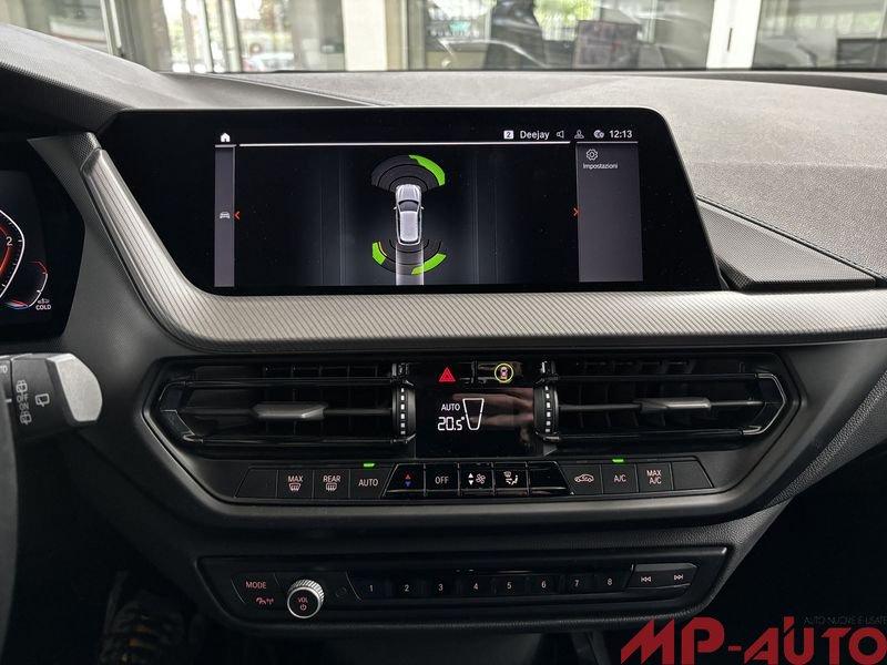 BMW Serie 1 118d 5p. M Sport TUTTA TAGLIANDATA BMW tua a 344,00 al mese