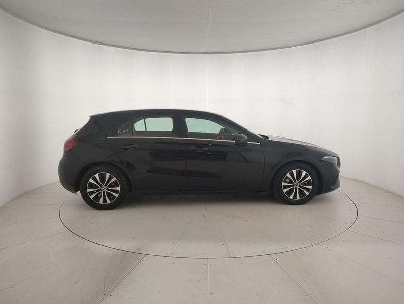 Mercedes-Benz Classe A A 180 d Advanced auto