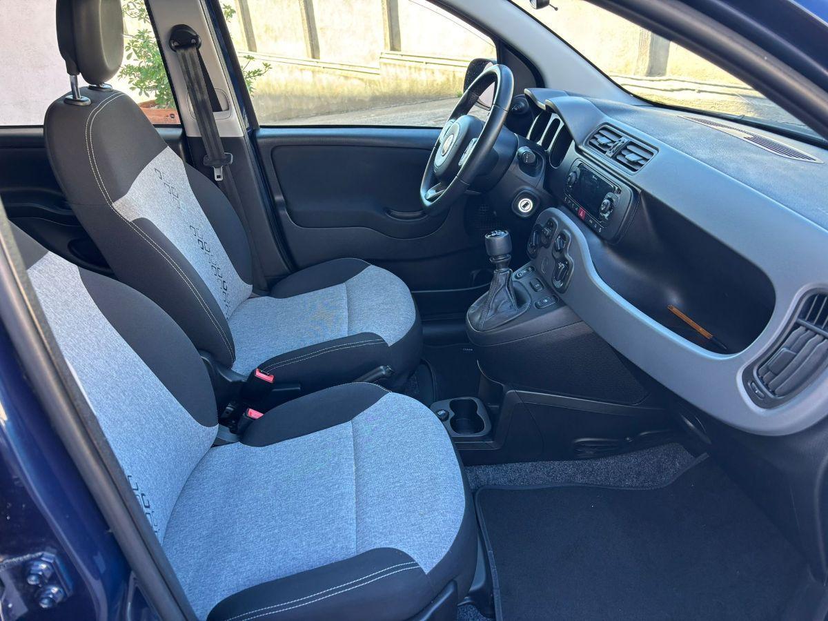FIAT Panda 1.2 Lounge 5 posti