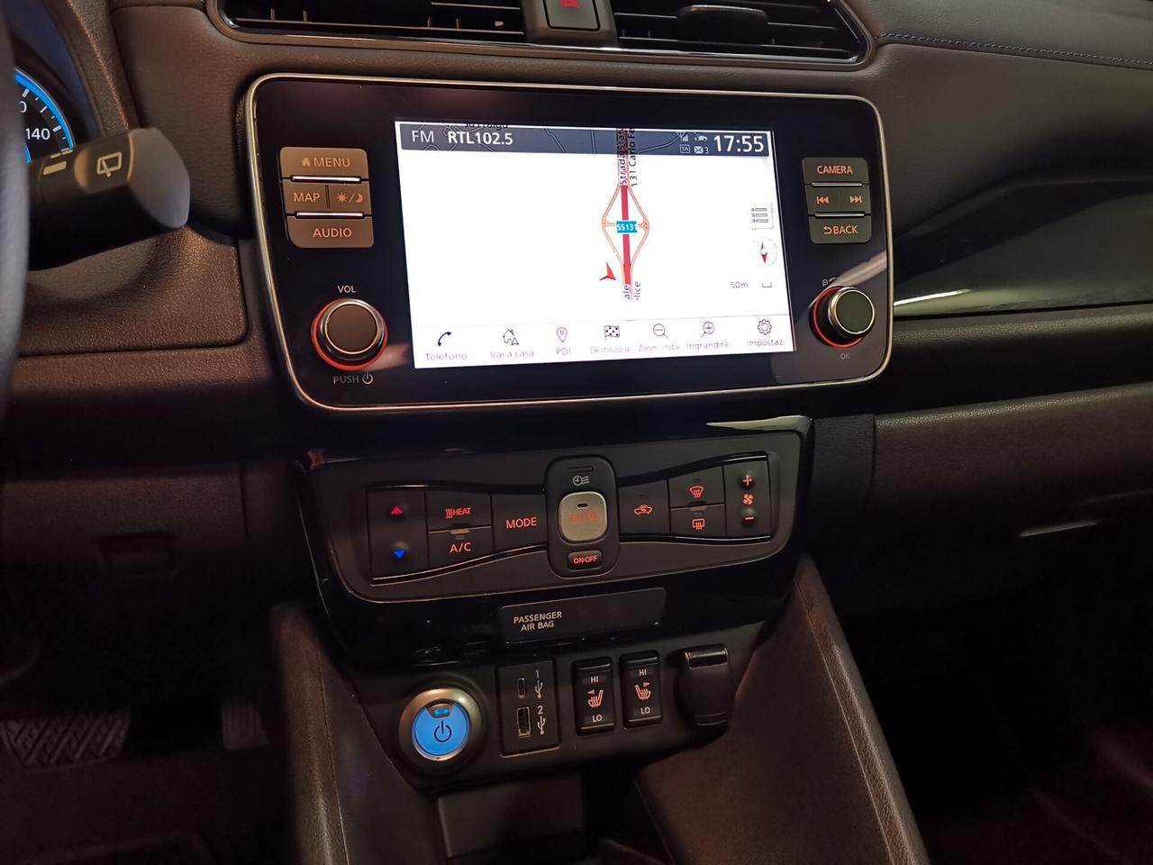 Nissan Leaf N-Connecta 40 kWh 06/2021