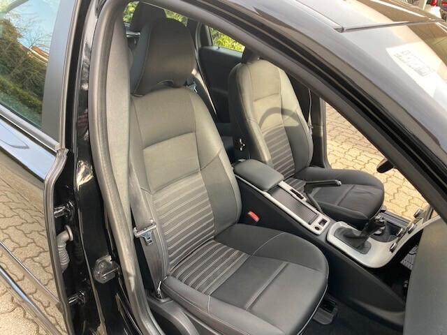 VOLVO V50 D2 1.6 115CV POLAR