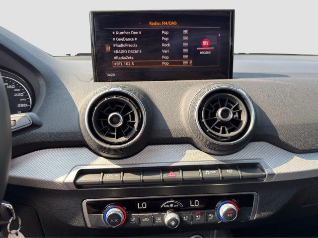 AUDI Q2 Q2 35 TFSI S tronic Business