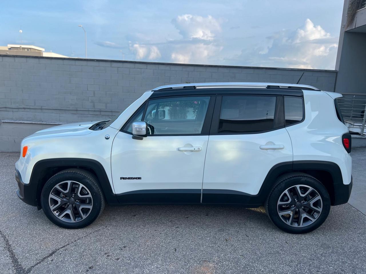 Jeep Renegade 1.6 mjt 120cv Limited fwd PELLE/NAVI/18; PERFETTA