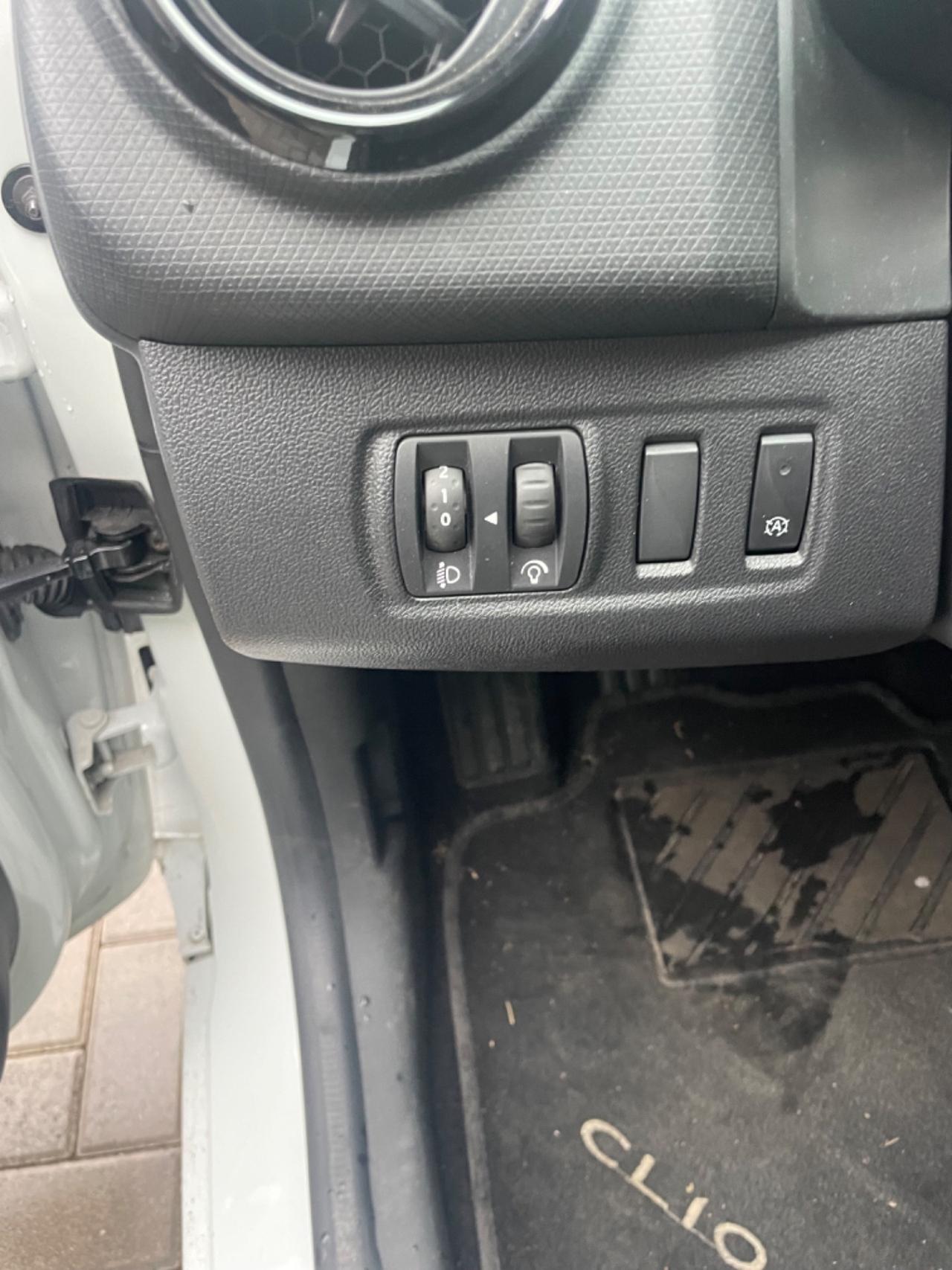 Renault Clio dCi 8V 90CV Start&Stop 5 porte Energy Intens