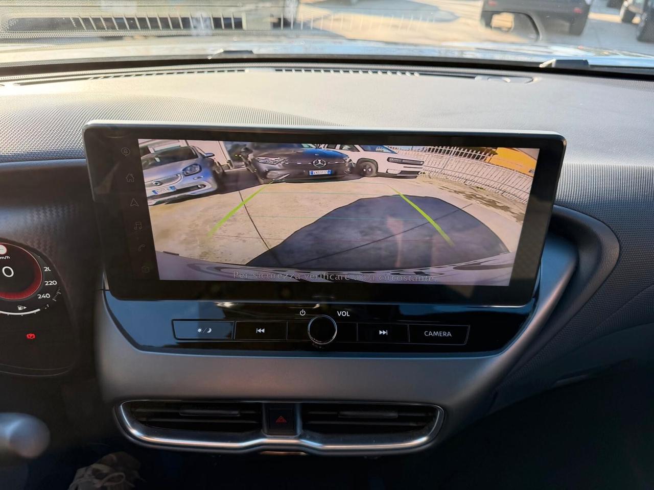 Nissan Juke 1.0 DIG-T 114 CV DCT N-Connecta